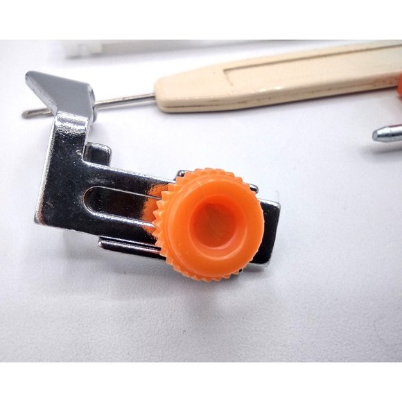 Sewing Machine Parts 9 Piece Lot Various Pieces For Repairs Brands Unknown - Picture 11 of 11